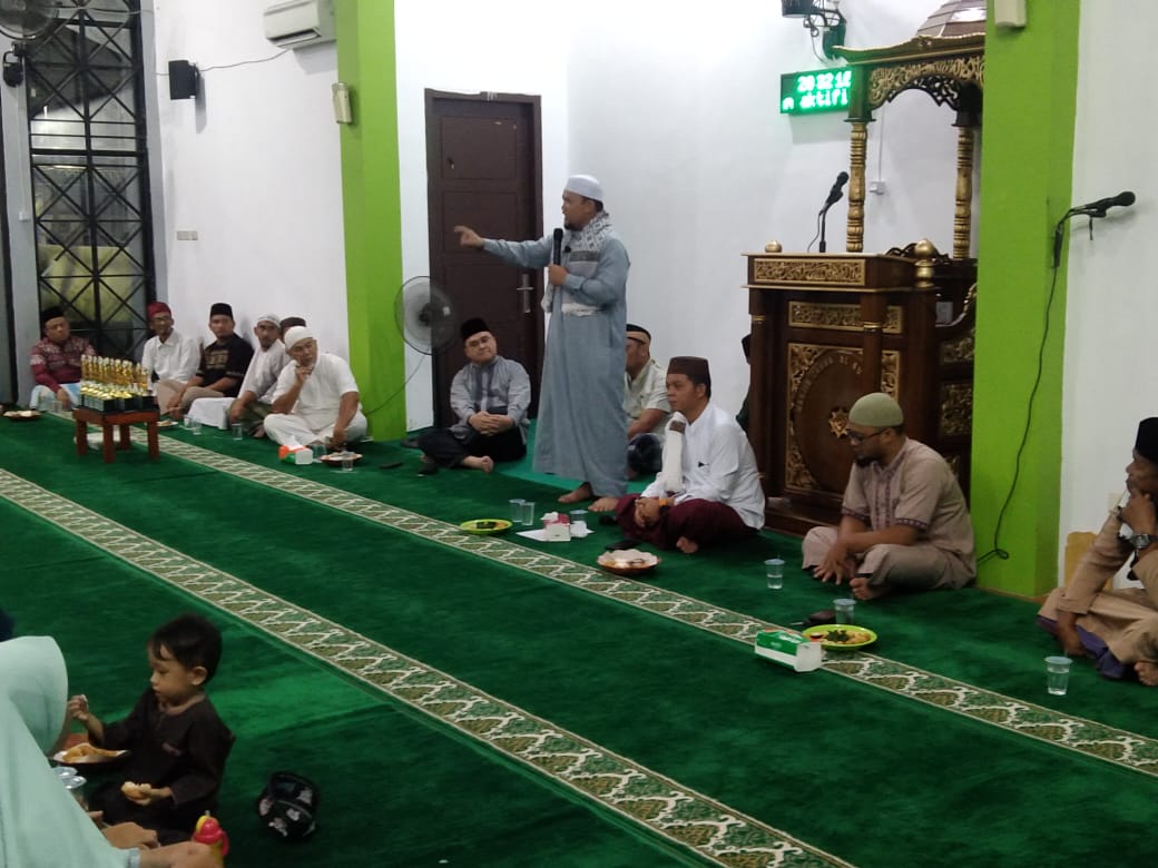 DKM Zahra Al Qurrotuaini Peringati Maulid Nabi 1444 H