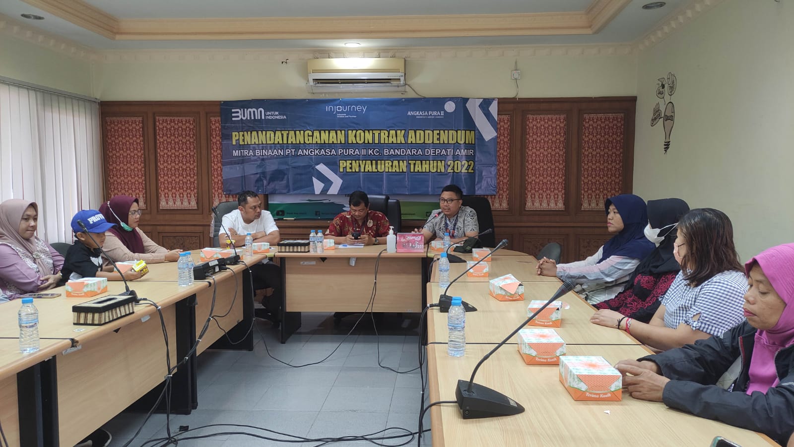 Jalankan Permen BUMN, PT Angkasa Pura II Depati Amir Lakukan Addendum Kontrak Dengan UMKM Binaan