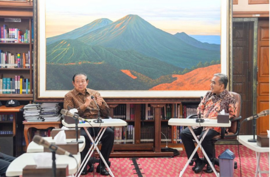 Jelang Pelantikan Presiden, Muzani Sambangi SBY di Cikeas: Undangan Penting untuk Tokoh Bangsa