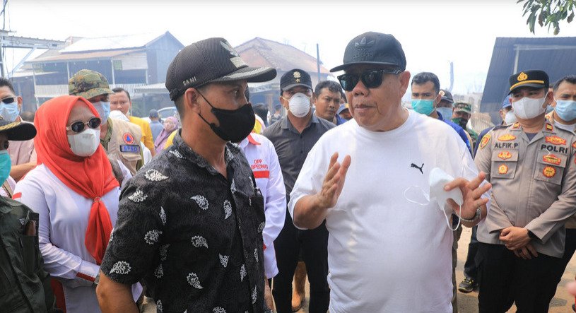 Gubernur Hidayat Arsani Tinjau Langsung Lokasi Kebakaran di Simpang Rimba