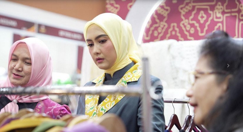 Catatkan Transaksi Hingga Rp43 Juta, Noni Hidayat Bangga Rajutan Babel Banyak Dicari di Pameran Kriyanusa 2026
